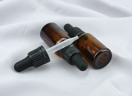 I vantaggi della Bottiglia di Dispenser e del suo Principio e Processo di Molatura di iniezione